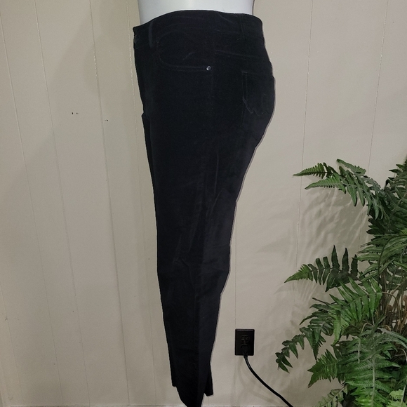 E39 by Eric Straight Leg Black Velvet Women’s Pant Sz 12 - Picture 3 of 11